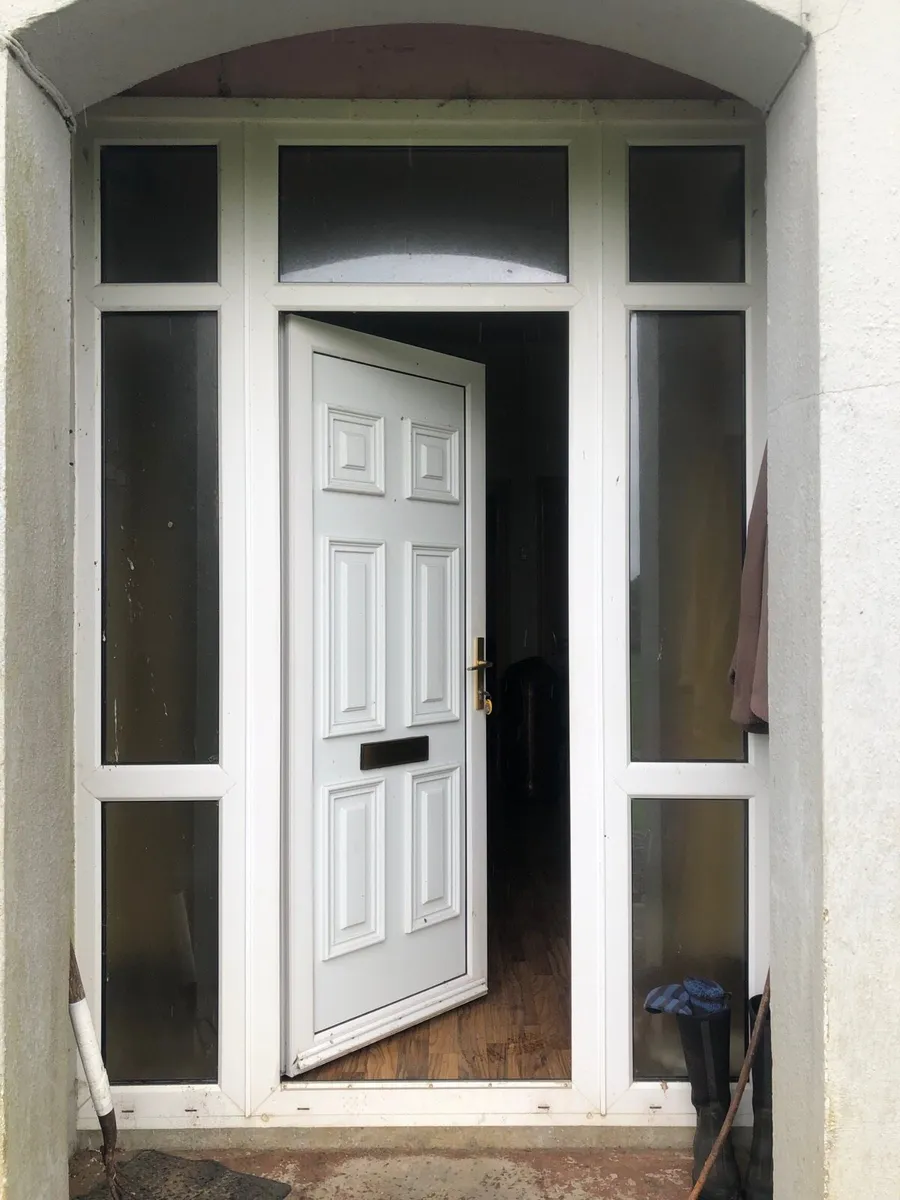 White pvc double glazed windows  and 2 doors - Image 1