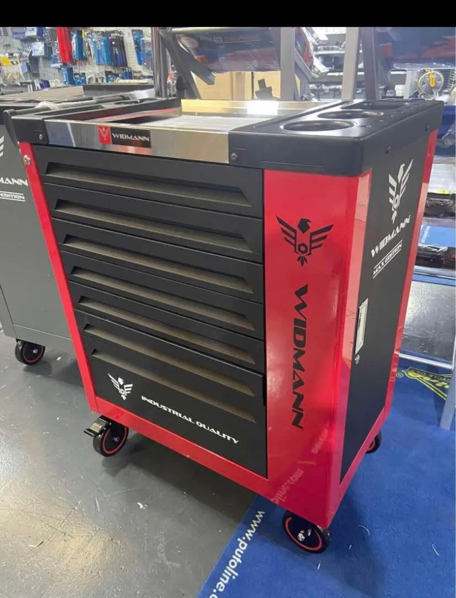 New German toolbox free delivery - Image 1