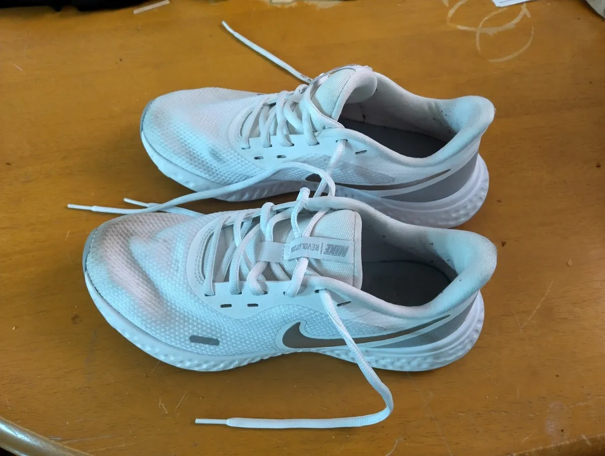 Girls' Nike Runners, white - Image 1