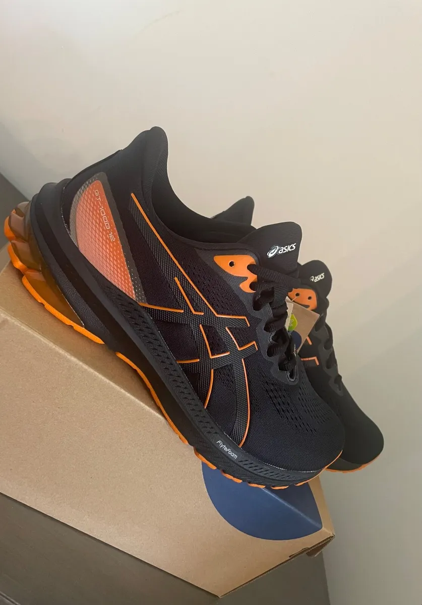 Asics running shoes - Image 1