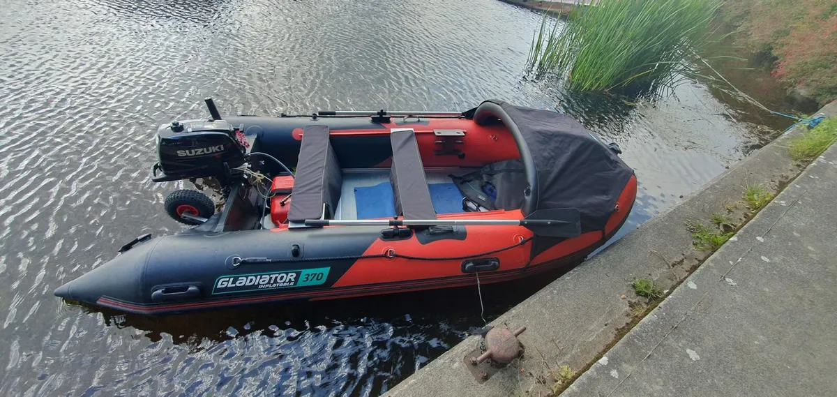 Inflatable Boat Gladiator C370AL with Suzuki 6HP E - Image 4