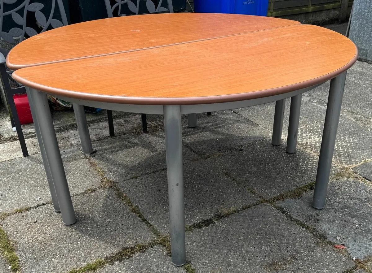 Office Table - Image 4