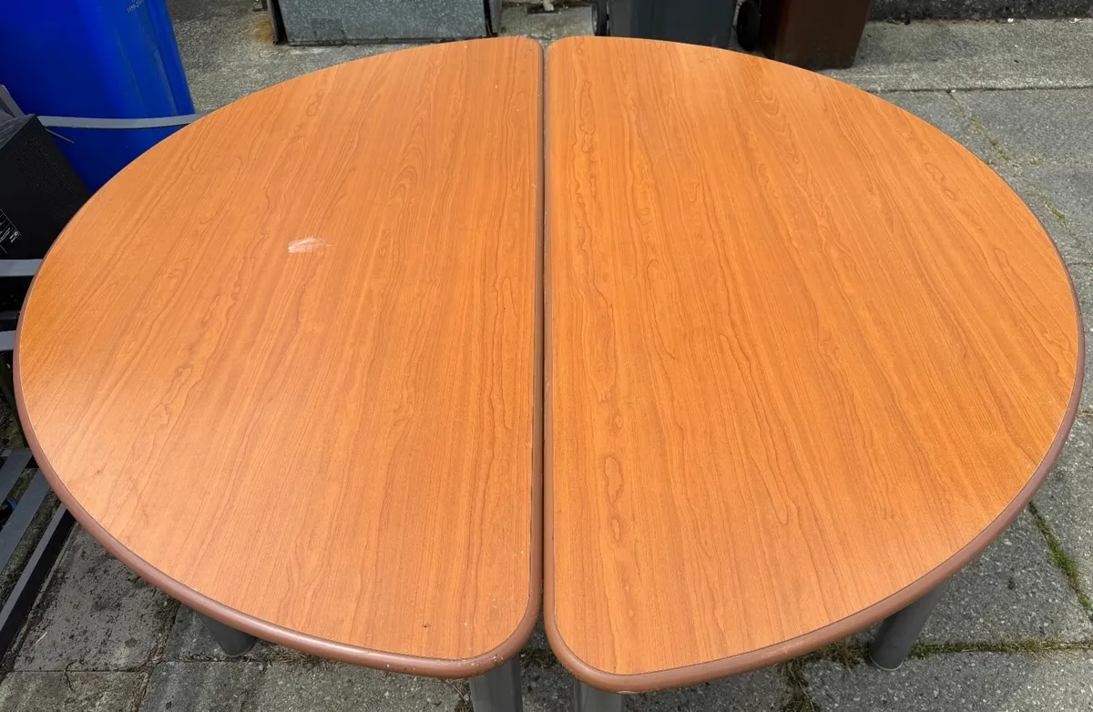 Office Table - Image 1