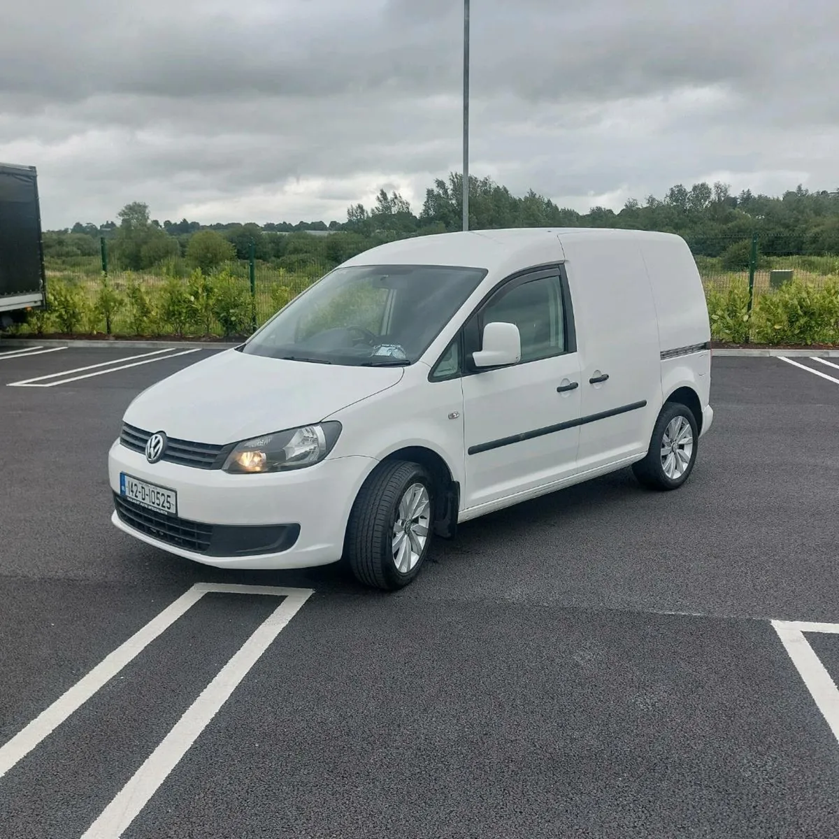 142 VW Caddy - Image 2