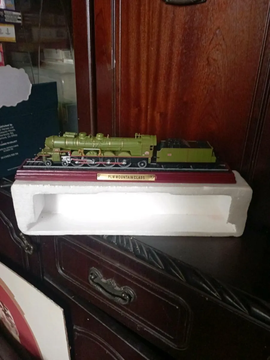 ATLAS EDITIONS 19cm LOCOMOTIVE 4-4-O🚂 - Image 3