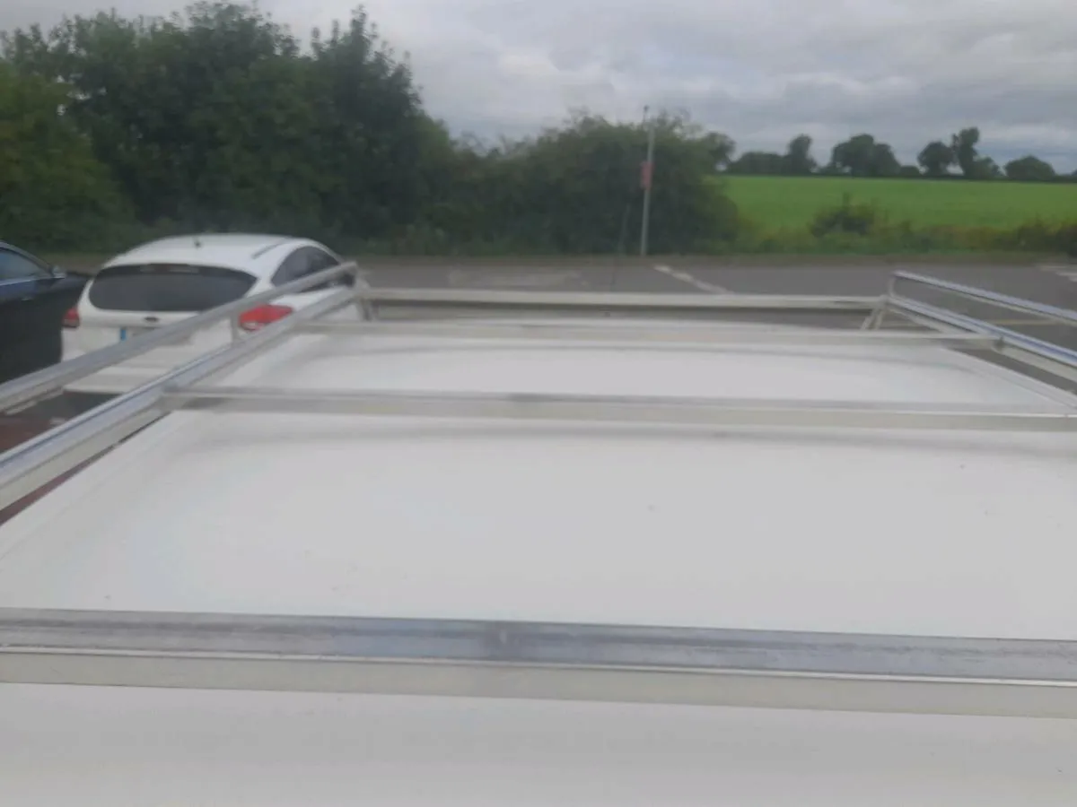Roof rack - Image 4