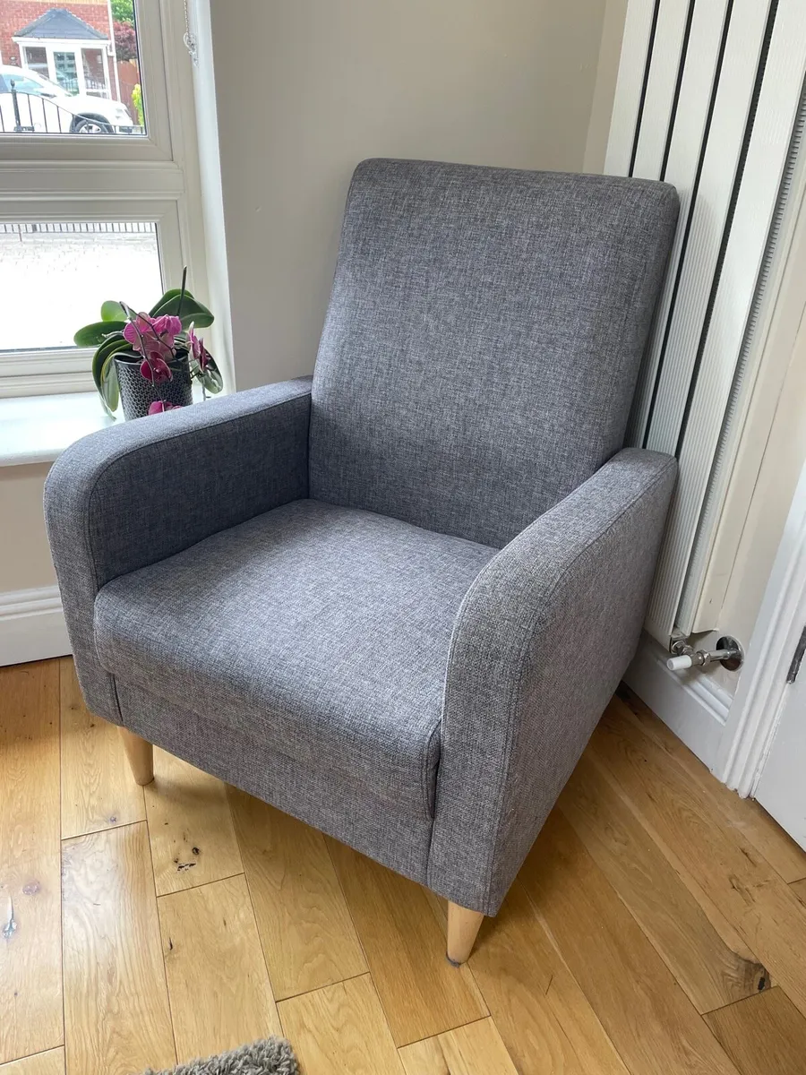 Sofa and chair - Image 4
