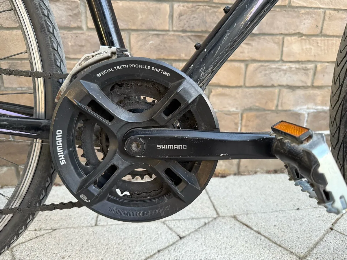 Giant Bike in Good Condition - Image 4