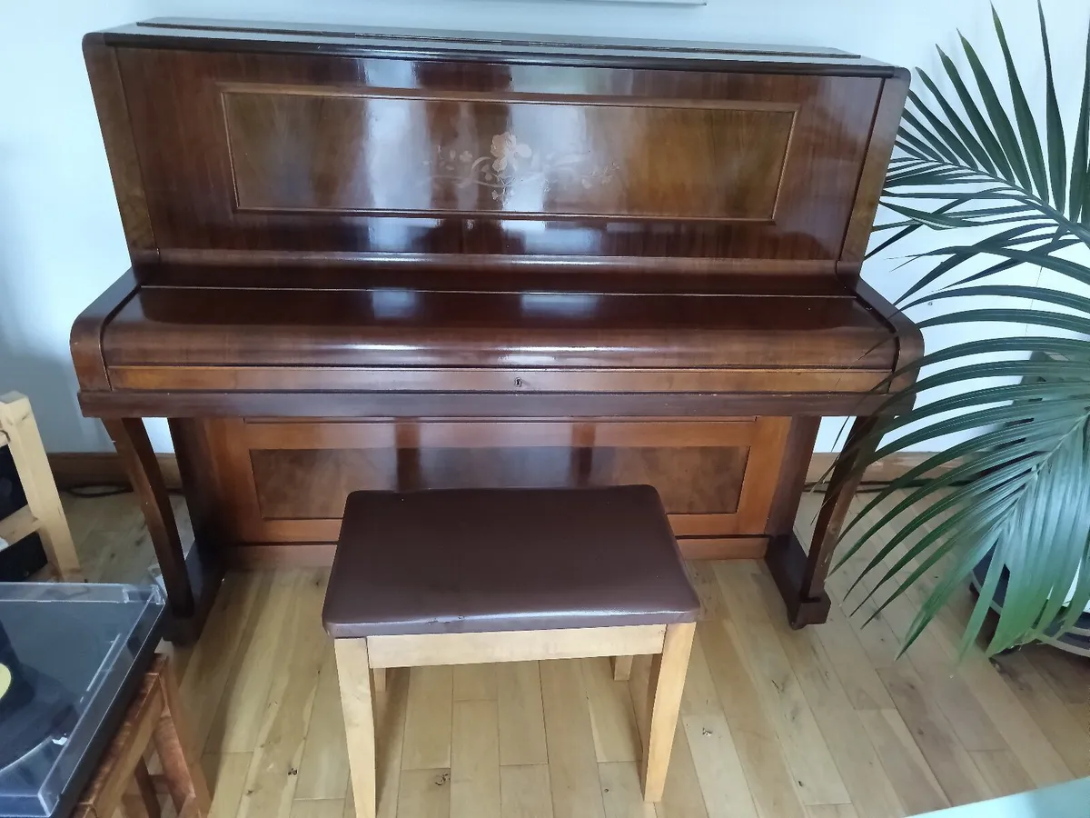 Upright George Rogers Piano - Image 3