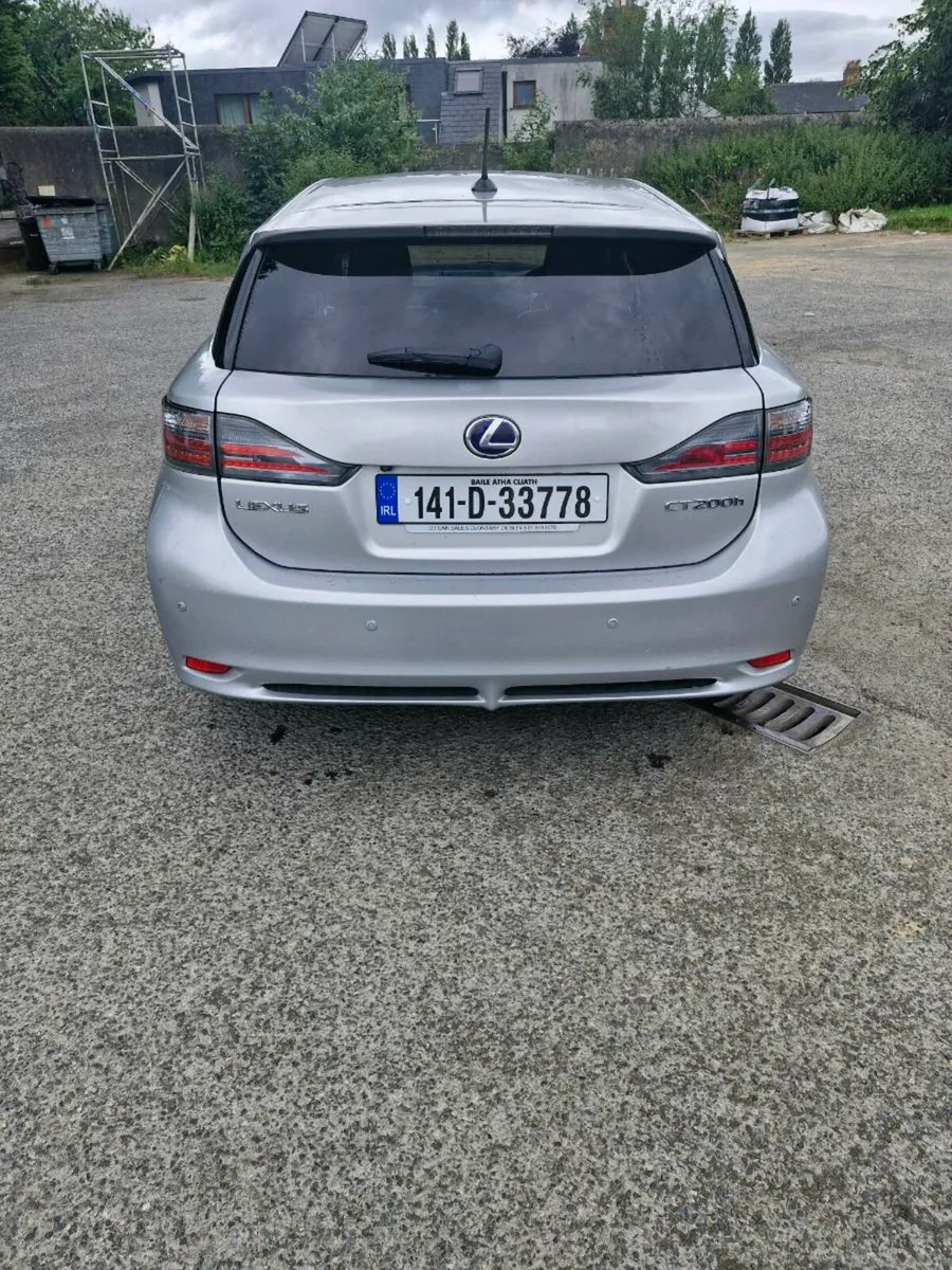 LEXUS//CT 200H//TAX&NCT//HYBRID//AUTOMATIC - Image 4