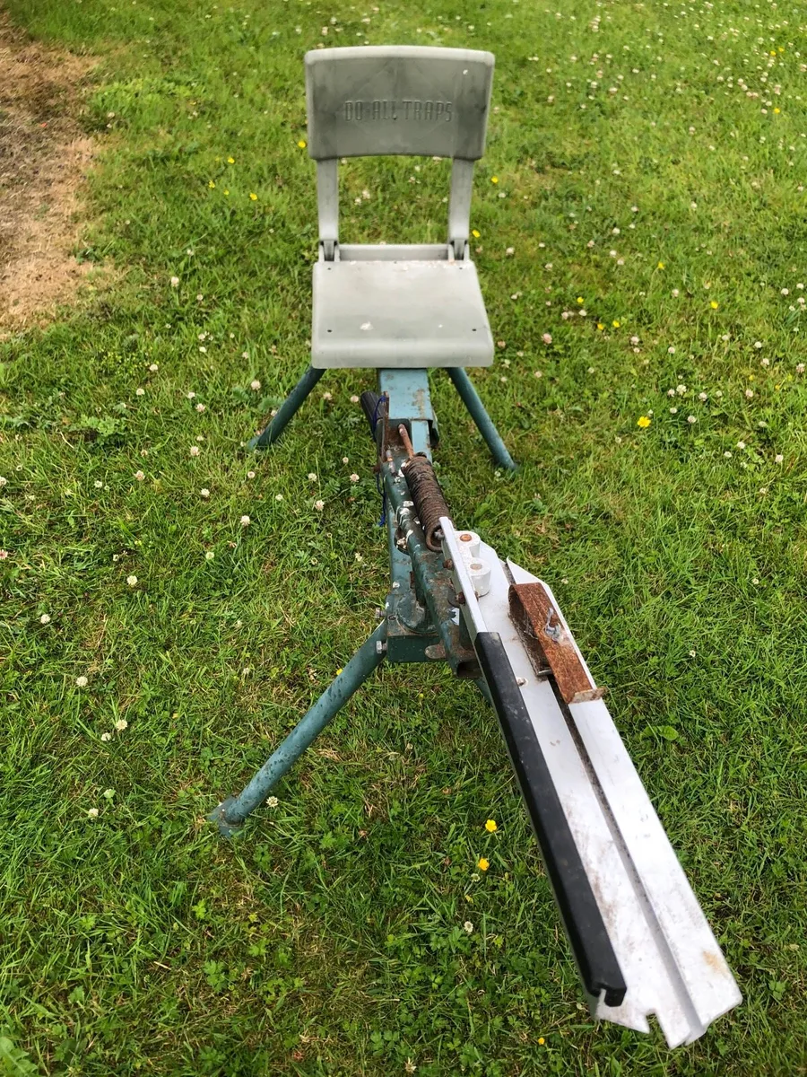 Clay pigeon trap - Image 1