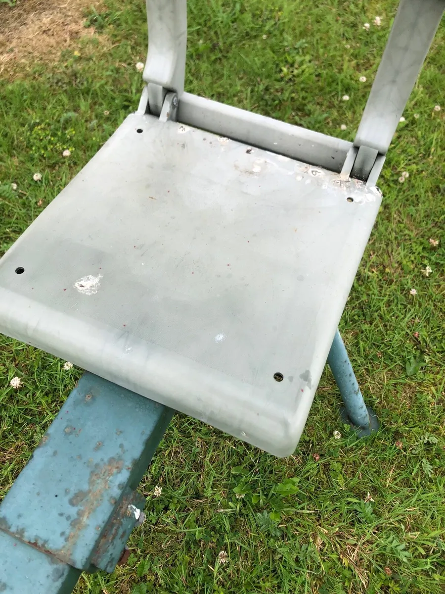 Clay pigeon trap - Image 3