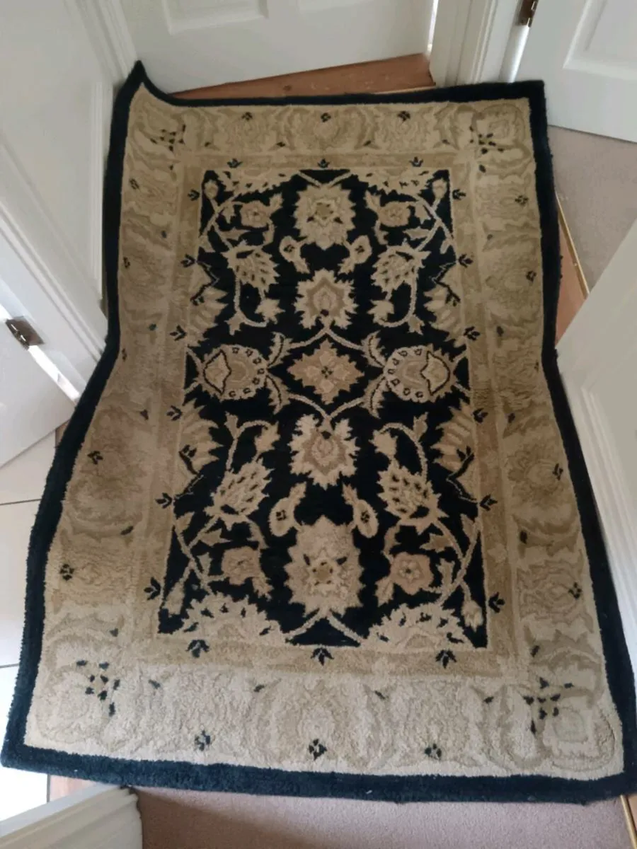 Rug