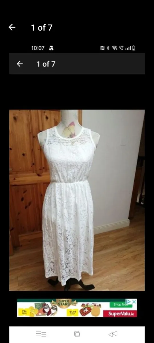 Abercrombie and fitch white lace fully lined dress - Image 1