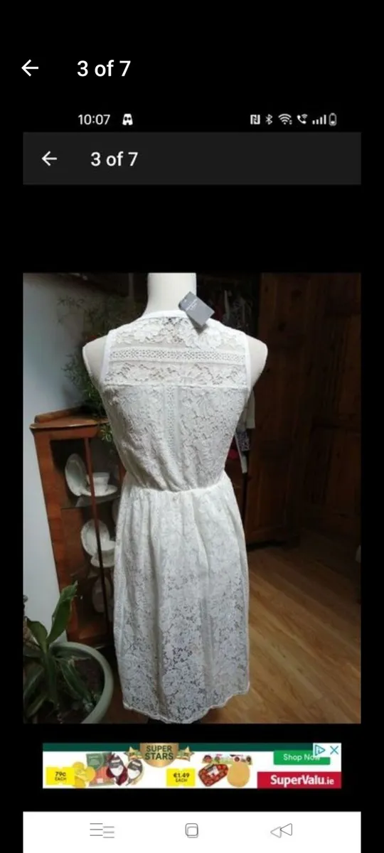 Abercrombie and fitch white lace fully lined dress - Image 2