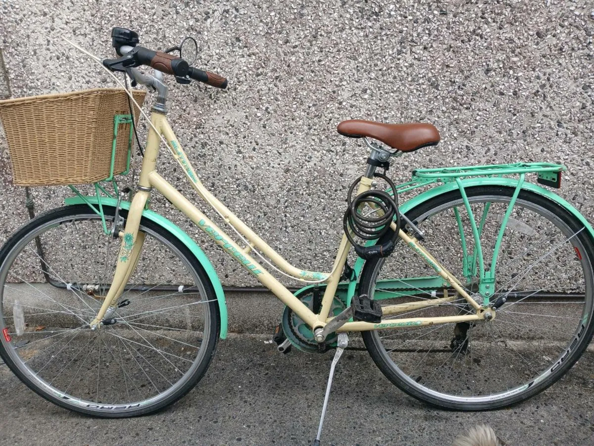 Women's bicycle - Image 3