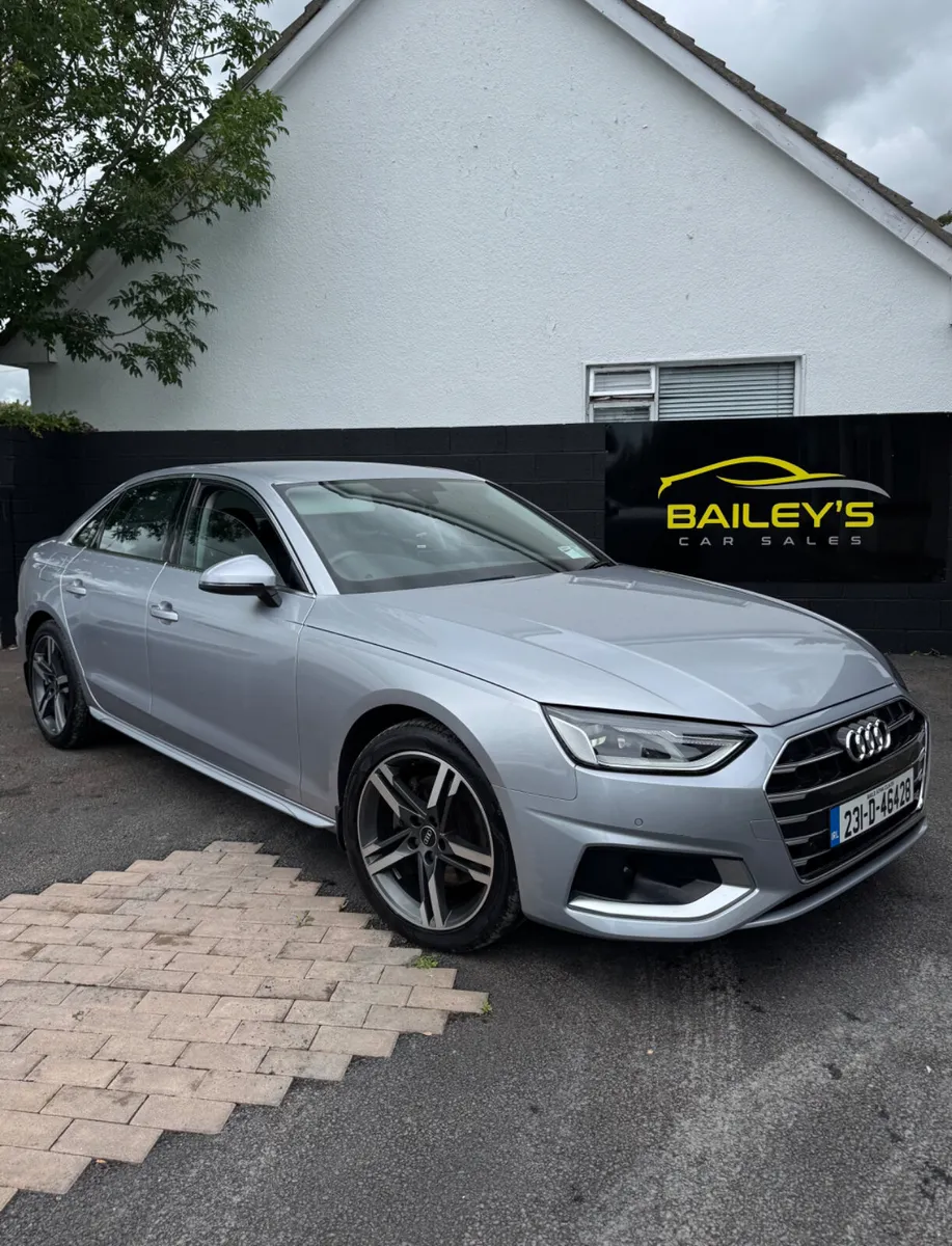 Audi A4 2023 - Image 2