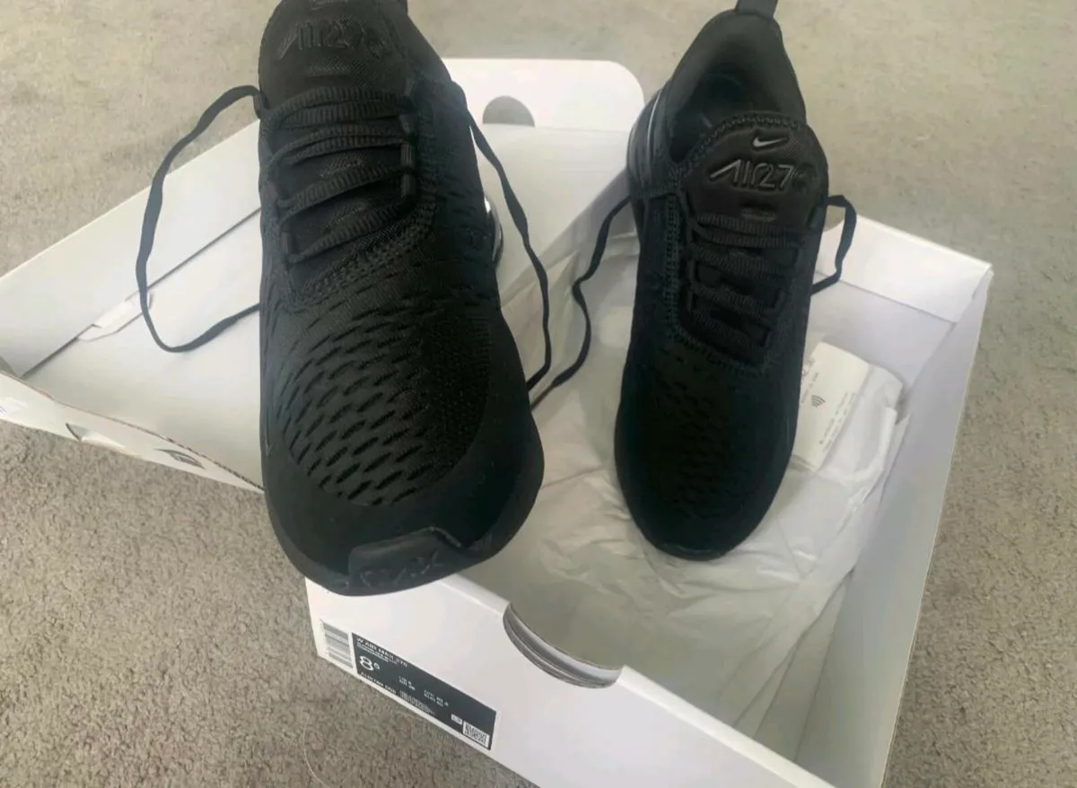 Nike 270 - Image 1
