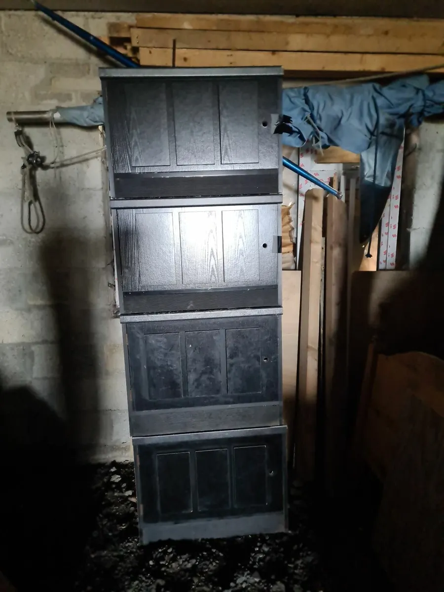 8 x Large sturdy wooden storage stacking boxes - Image 1