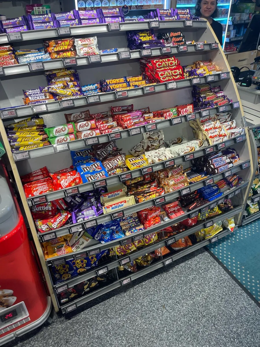 Waterfall Confectionery Unit - Image 2