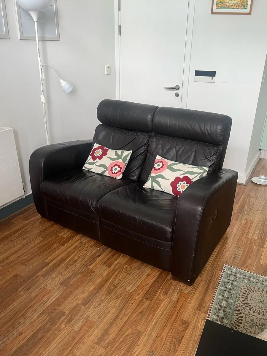 Two seater reclining sofa - Image 2