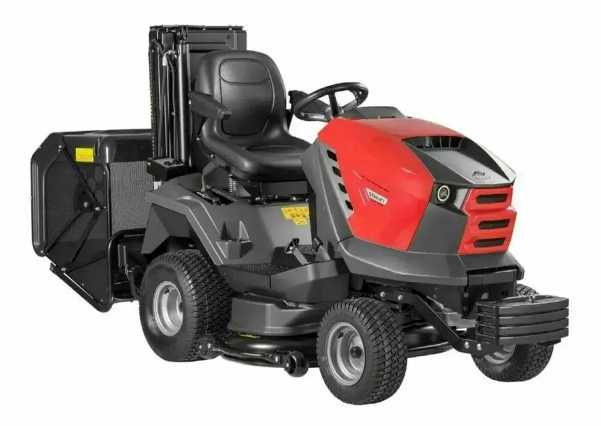 The Starjet UJ PRO High Tip Tractor Mower - Image 1