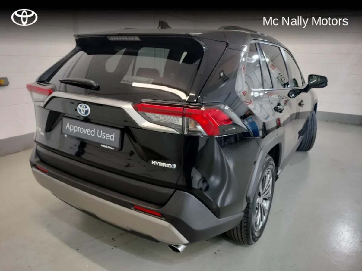 Toyota RAV4 HYBRID SOL 4DR AUTO - Image 3