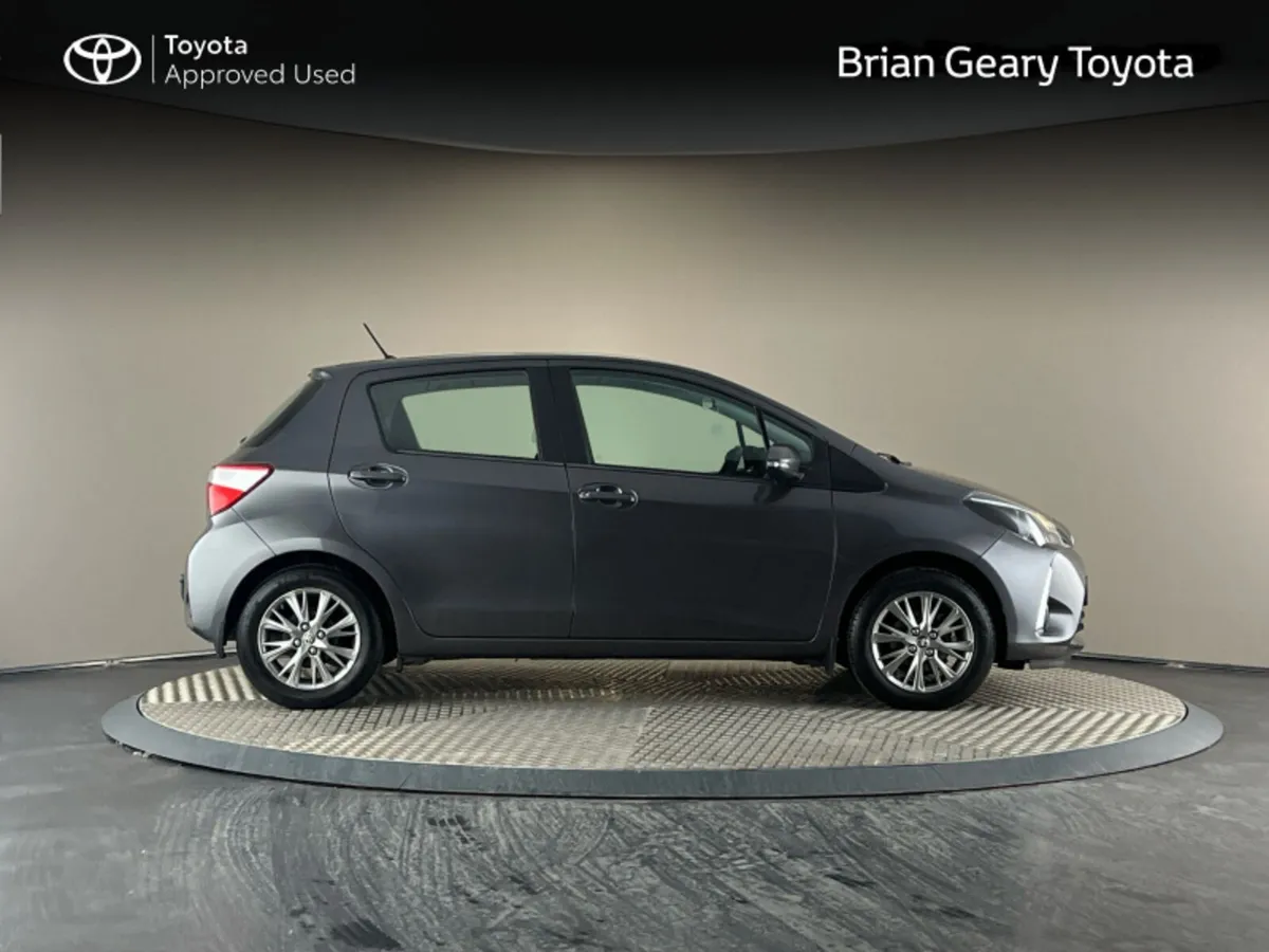 Toyota Yaris 1.0 5DR LUNA - Image 3