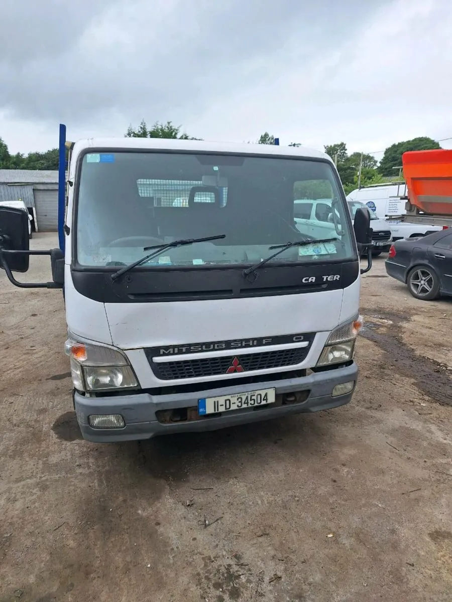Canter 7.5t 18ft bed - Image 1