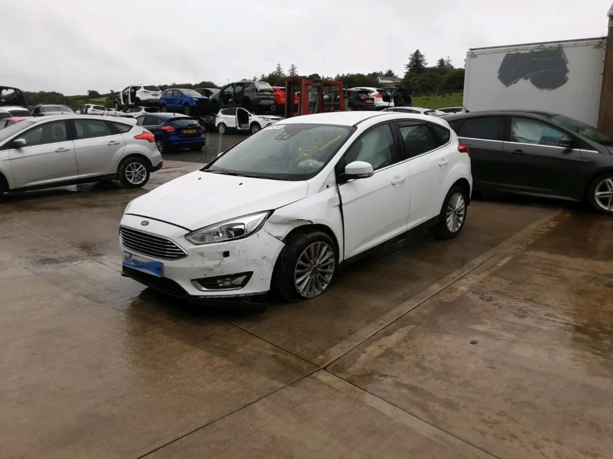 2016 ford focus for breaking - Image 2