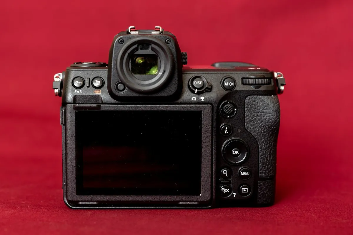 Nikon Z8 + FTZ ii adaptor, Viltrox 135mm F1.8 - Image 3