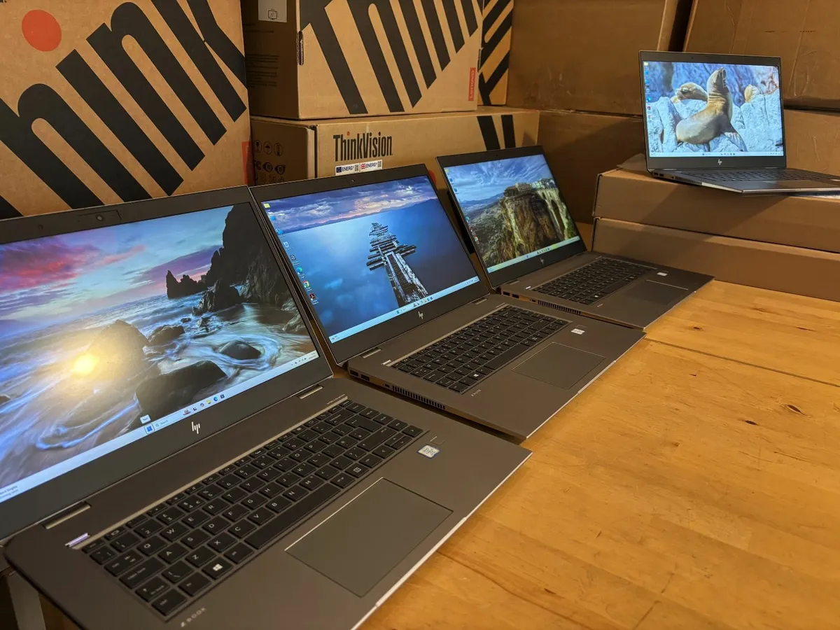 HP zBook Studio Workstations-Hex i7-32Gb-Delivery - Image 3