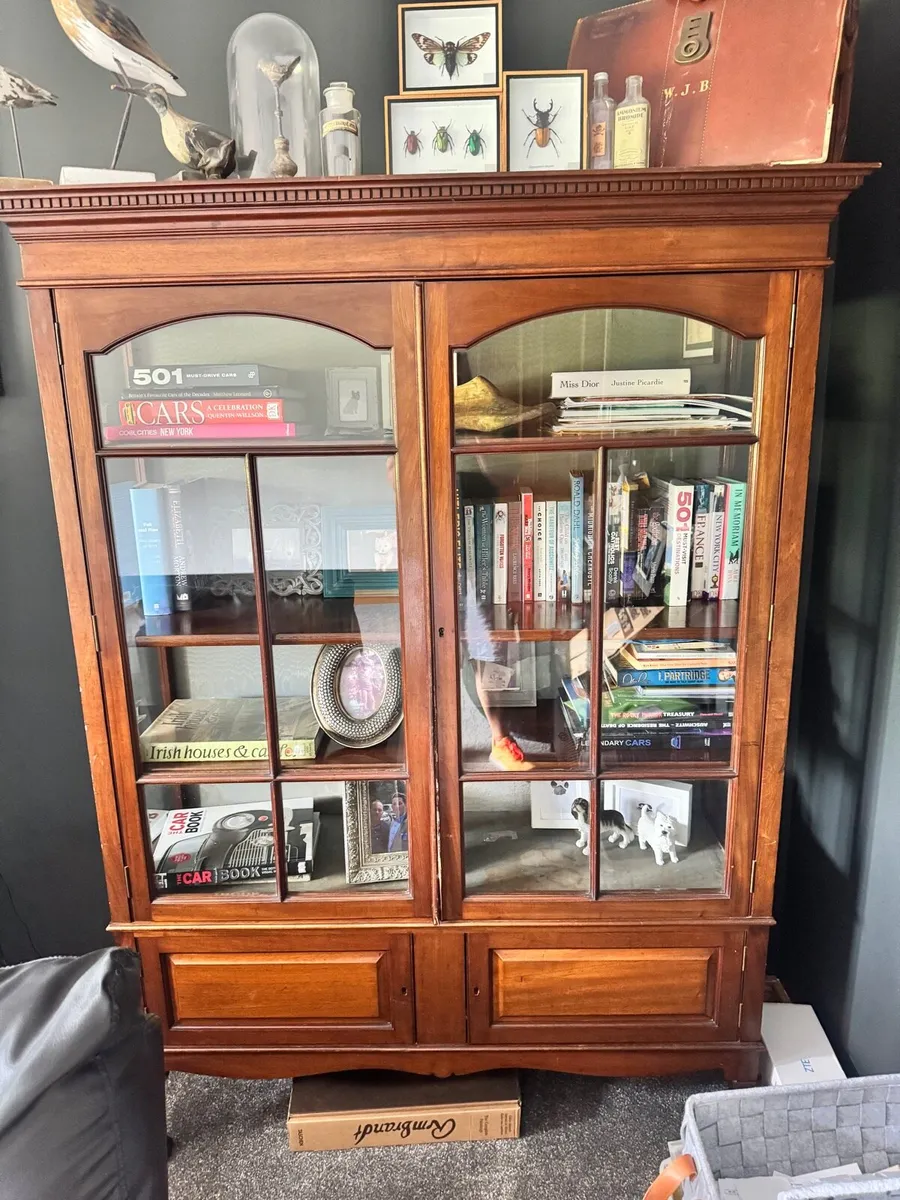antique display cabinet - Image 2