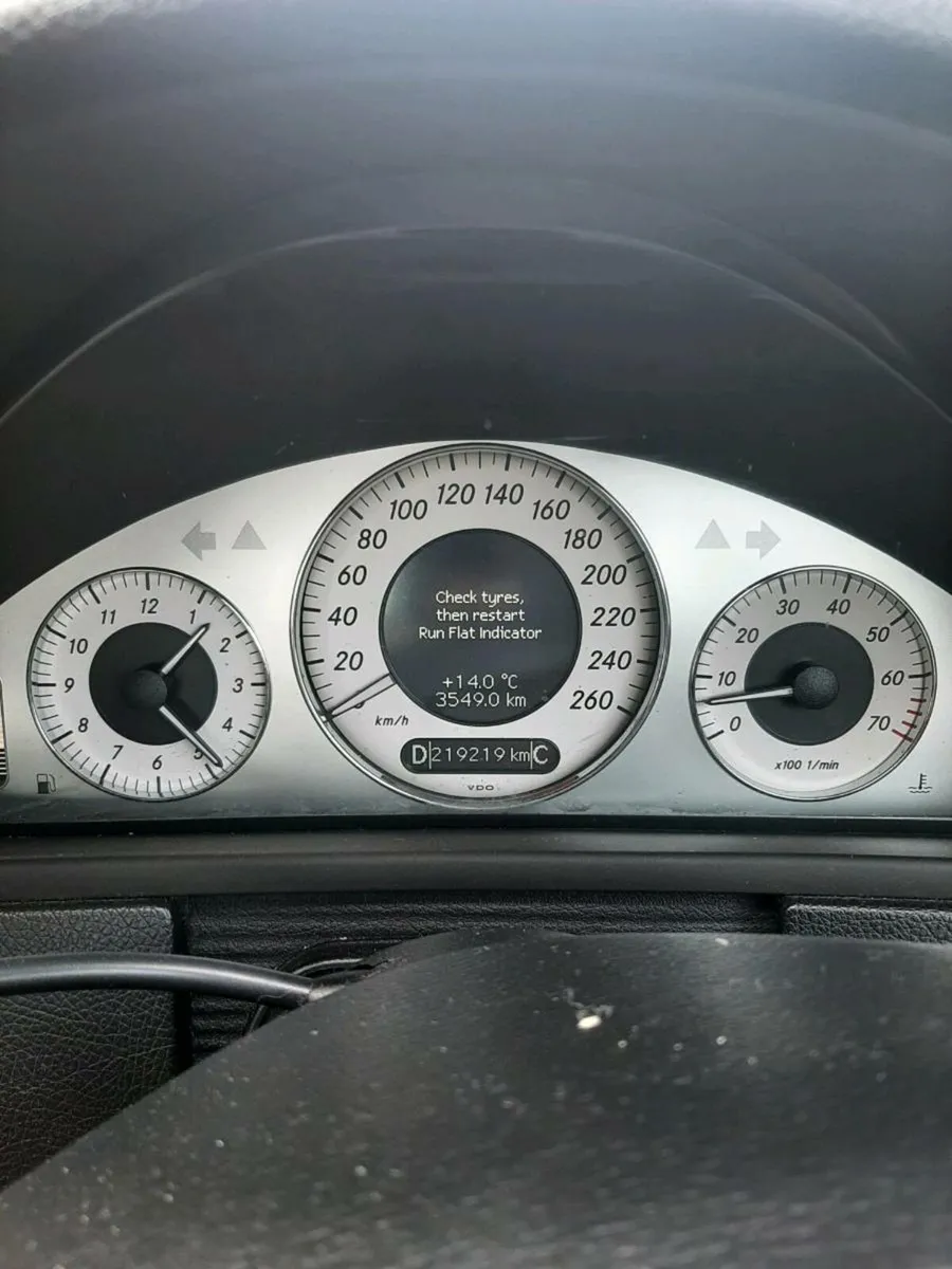 Mercedes benz clk 200 - Image 4