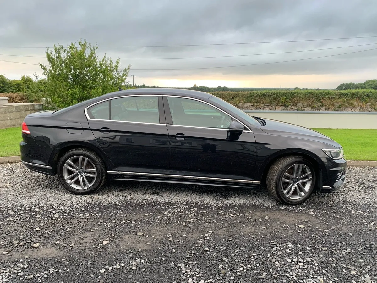 2016 Vw Passat R-Line 1.6 Tdi - Image 2