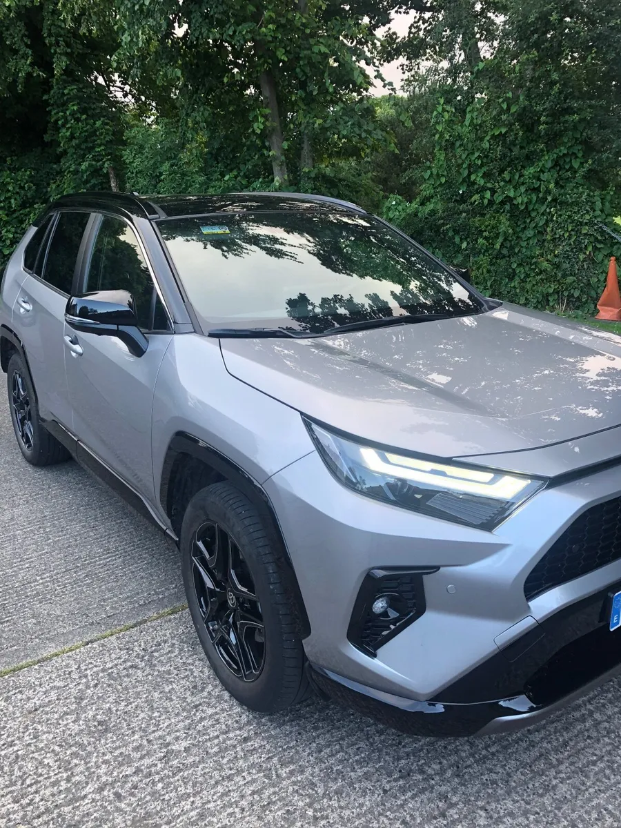 Toyota Rav 4 - Image 1