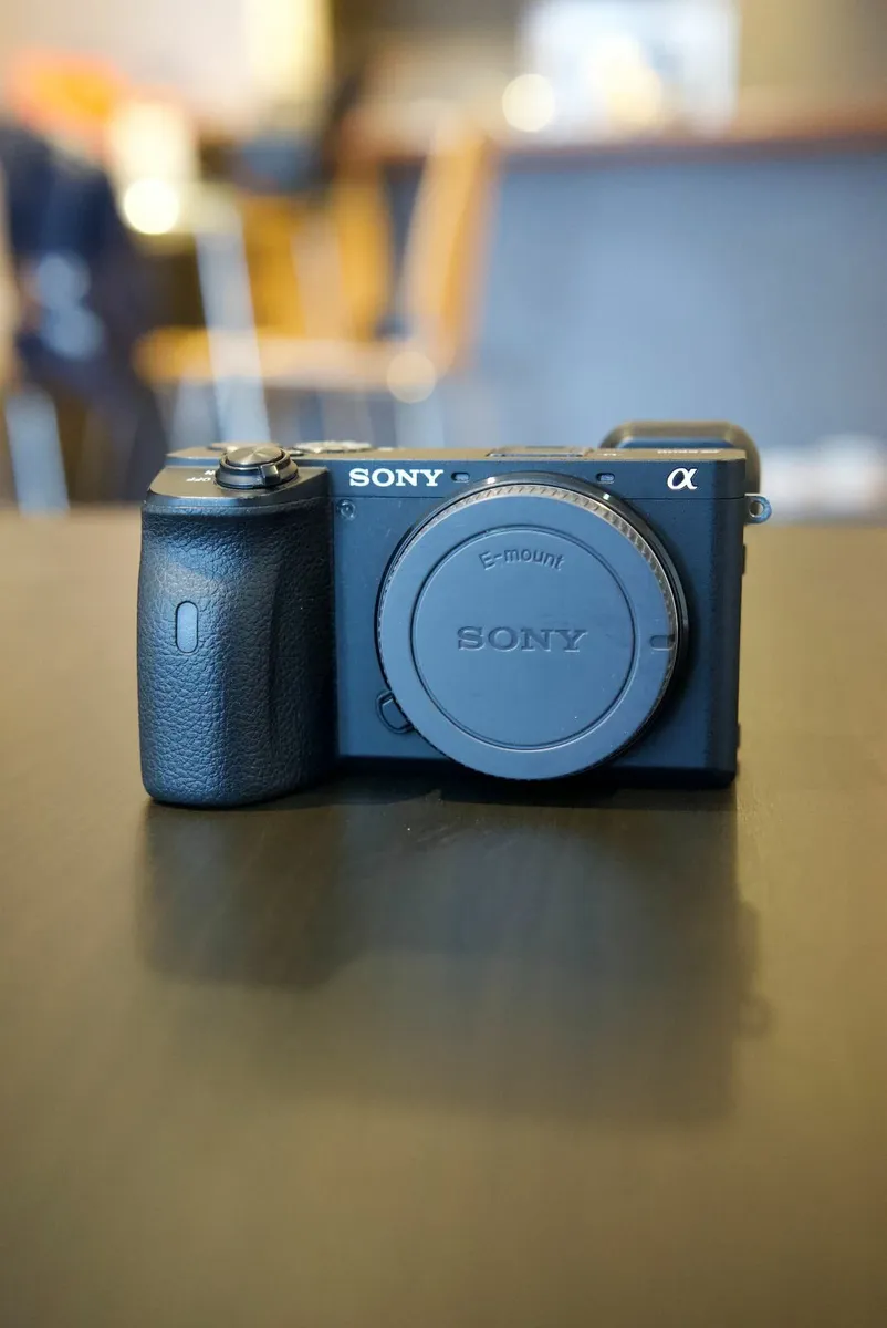 Sony Alpha A6600 - Image 1