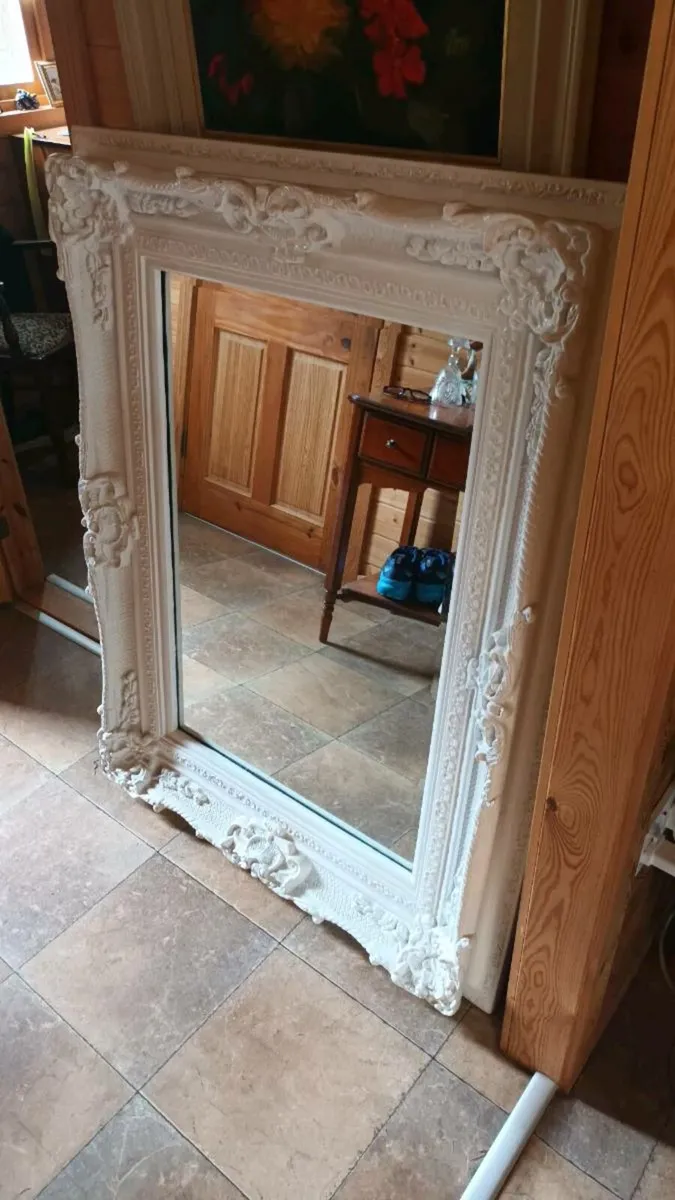 V large white ornate mirror 4.2ft high, D18 - Image 1