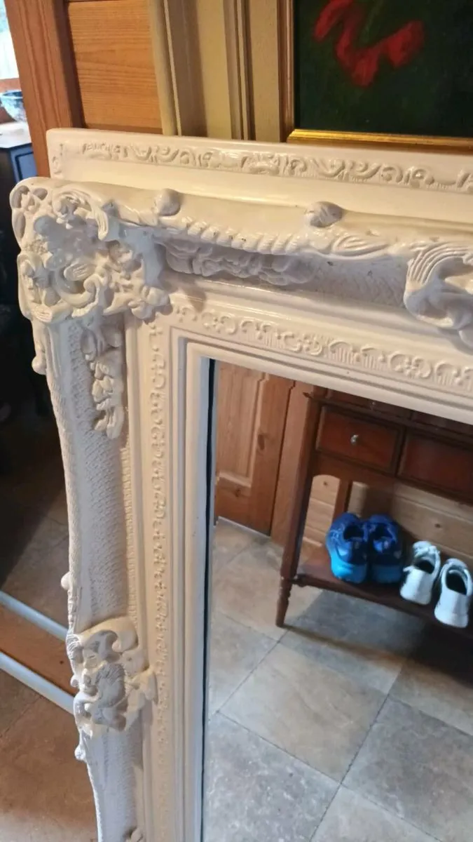 V large white ornate mirror 4.2ft high, D18 - Image 4