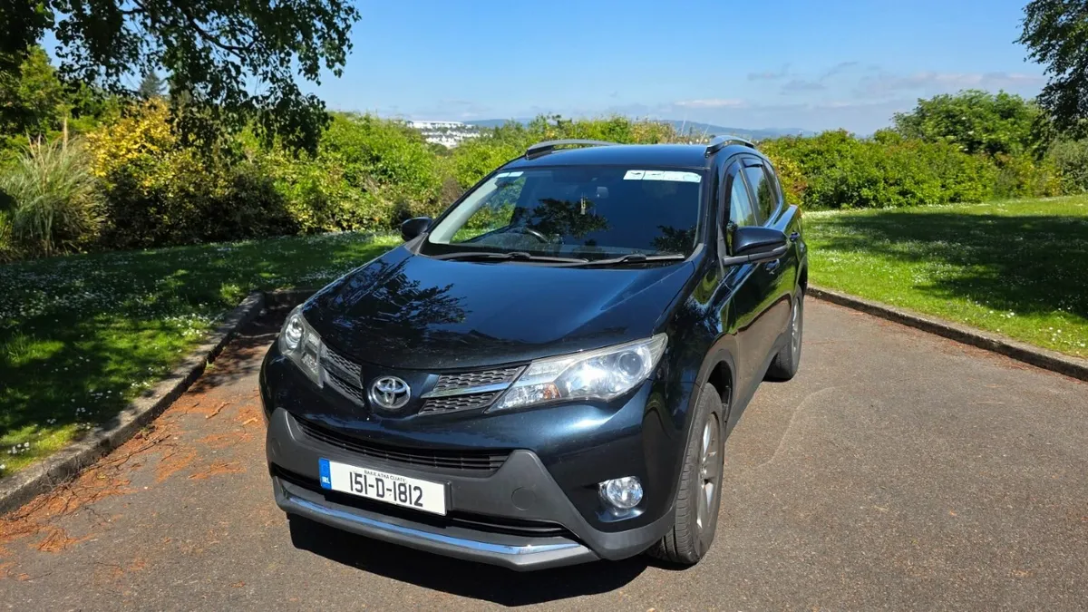 Toyota RAV4 2015 - Image 2