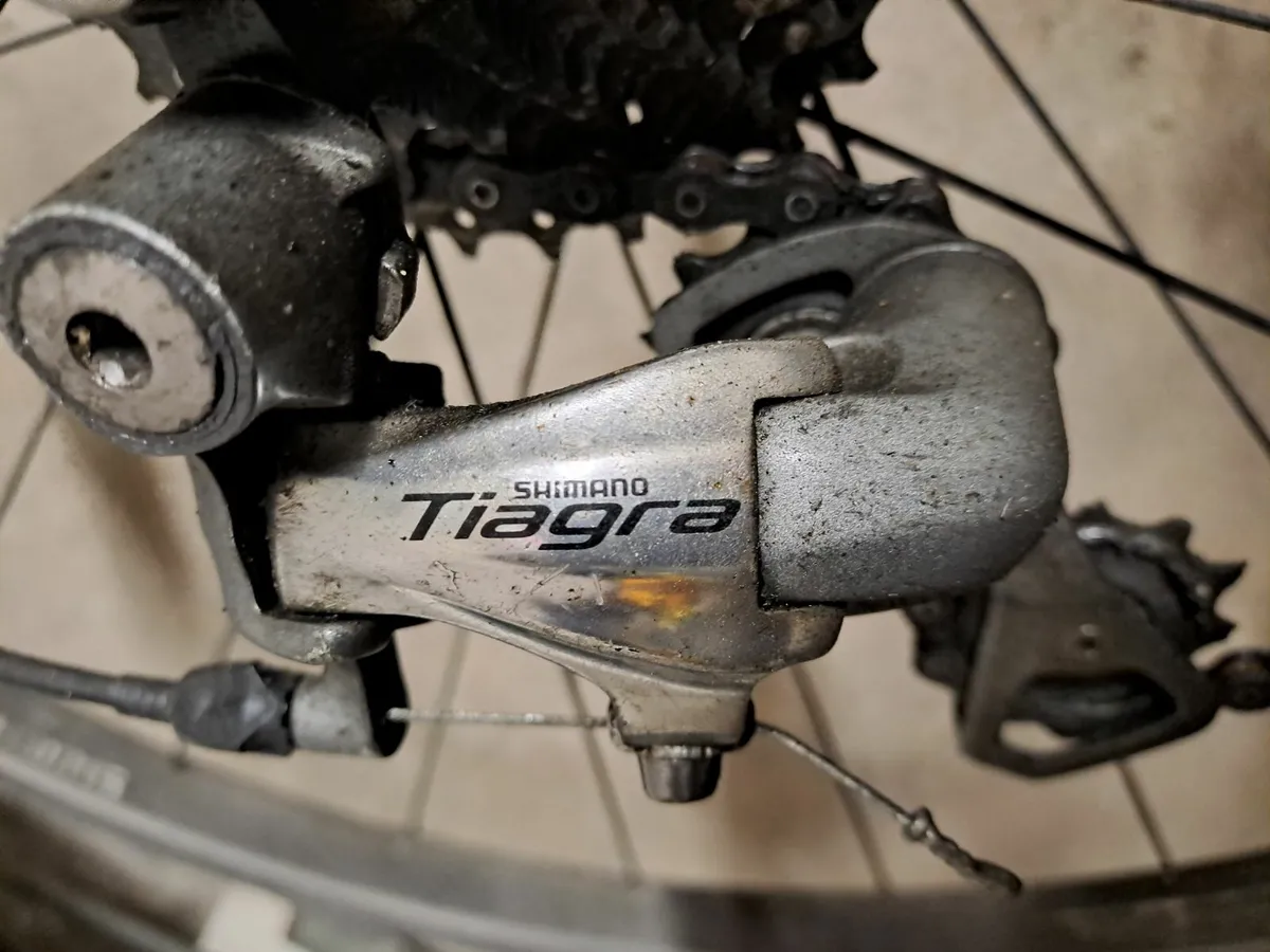 Road bike - Image 3
