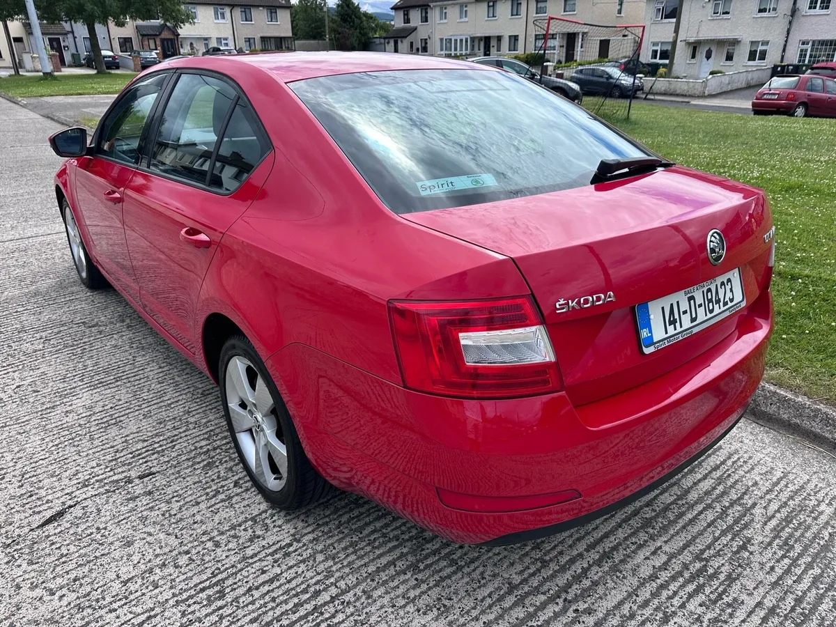 2014 Skoda Octavia 1.6 TDI ONLY 88k KM - Image 4
