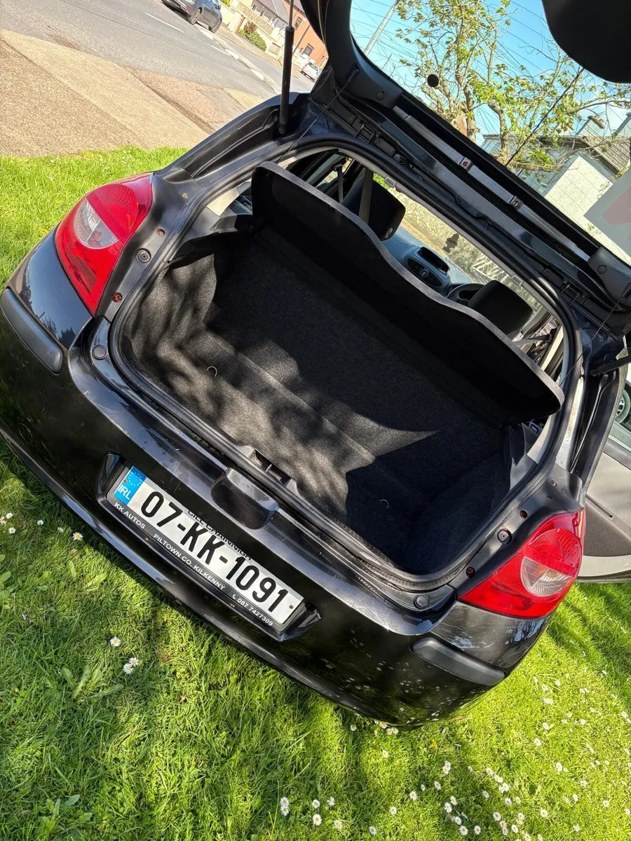 Renault Clio 2007 - Image 2