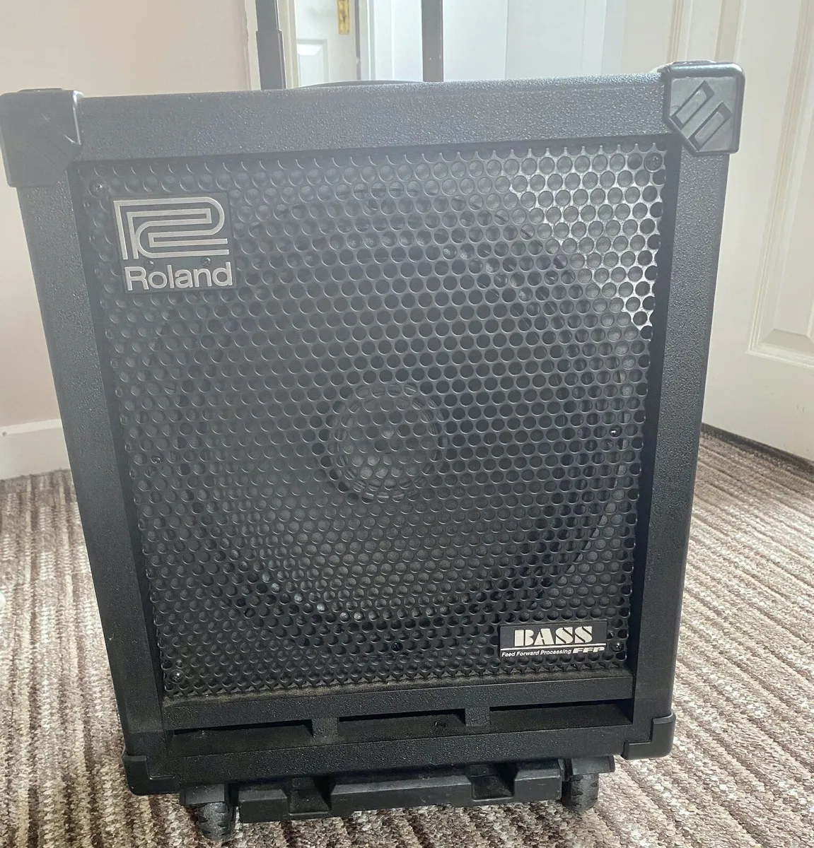 Bass Amplifier - Image 1