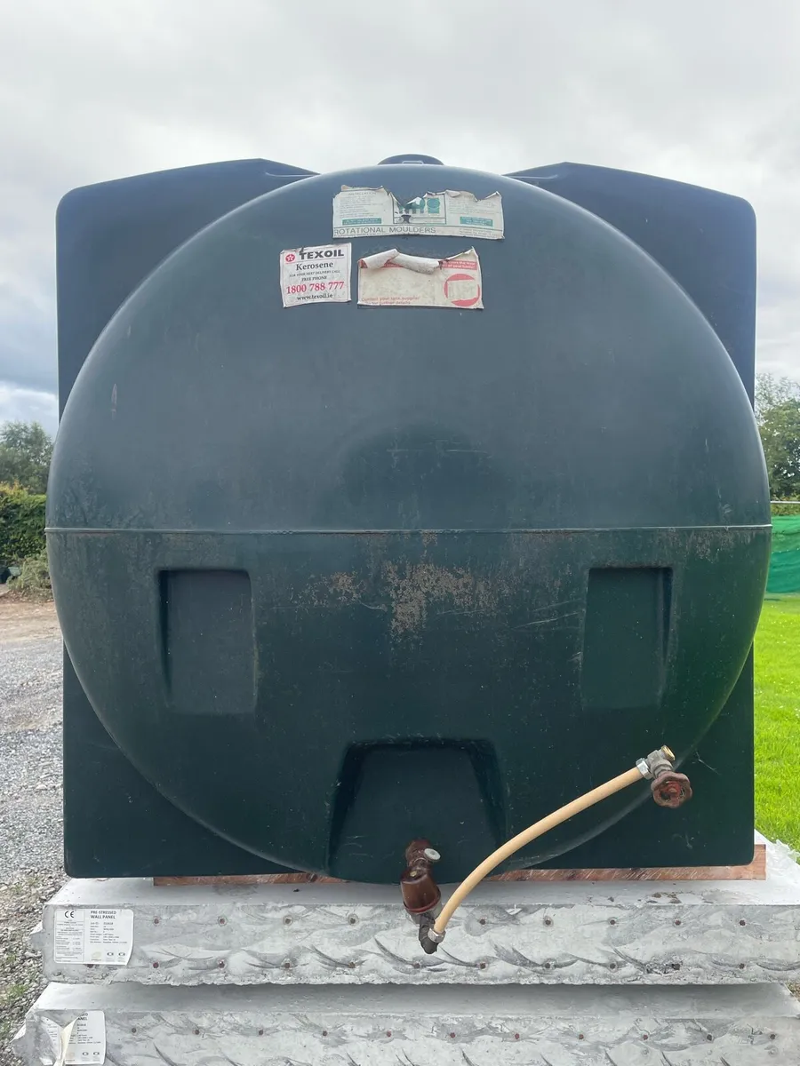 Single skin Oil tank 2000L - Image 1