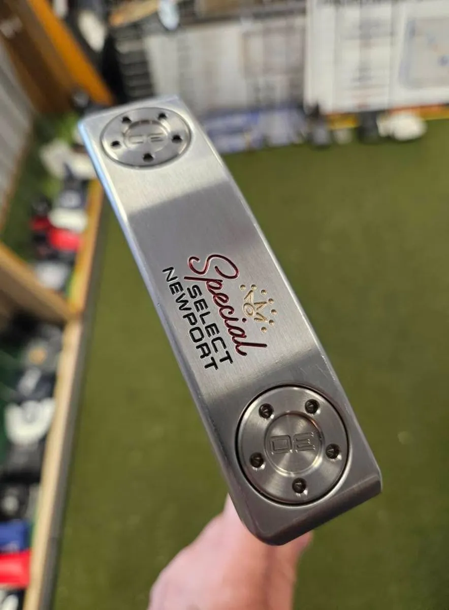 As New ScottyCameron Special Select Newport Putter - Image 1