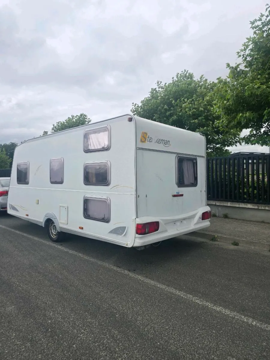 Caravan - Image 3
