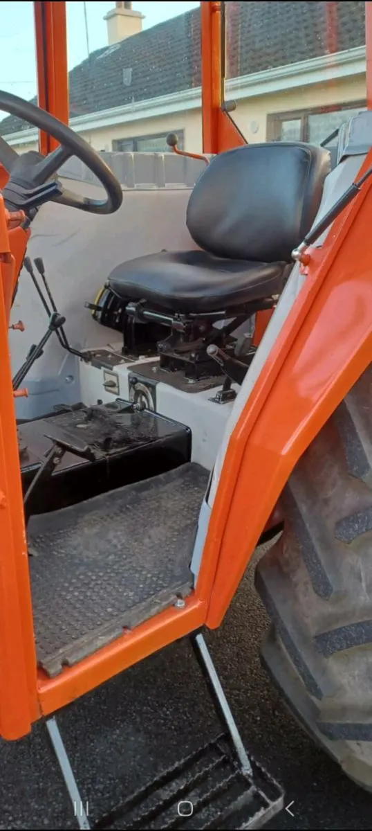 Tractor - Image 3