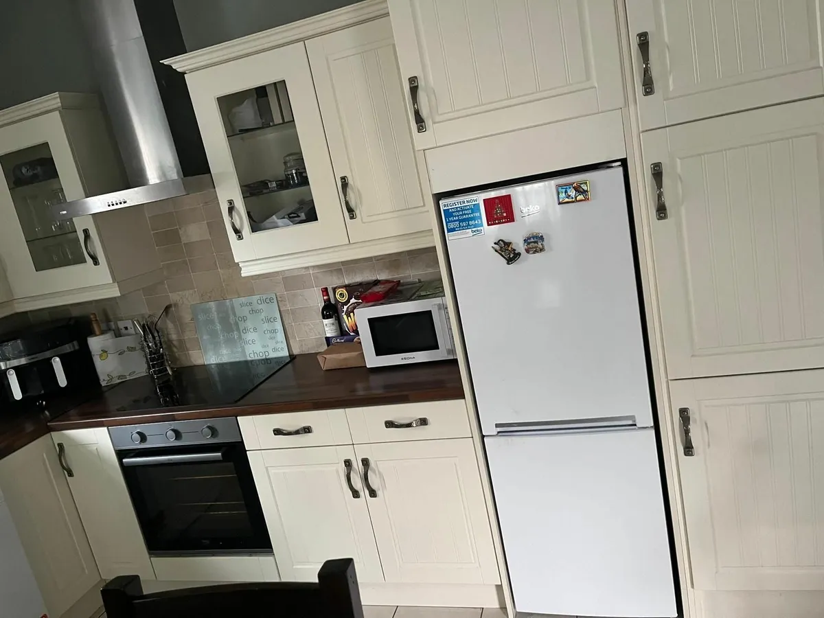 Kitchen with Appliances - Image 2