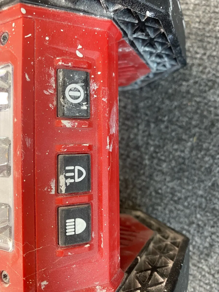 Milwaukee LED Light - Image 2